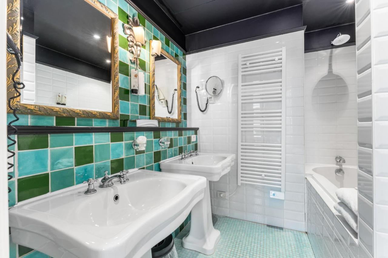 Canal Hotel 4*
