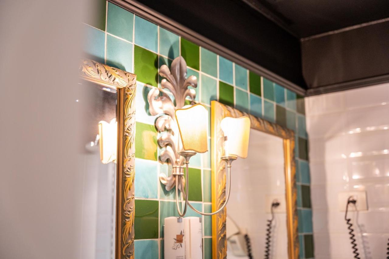 Bord'eau Canal Hotel 4*
